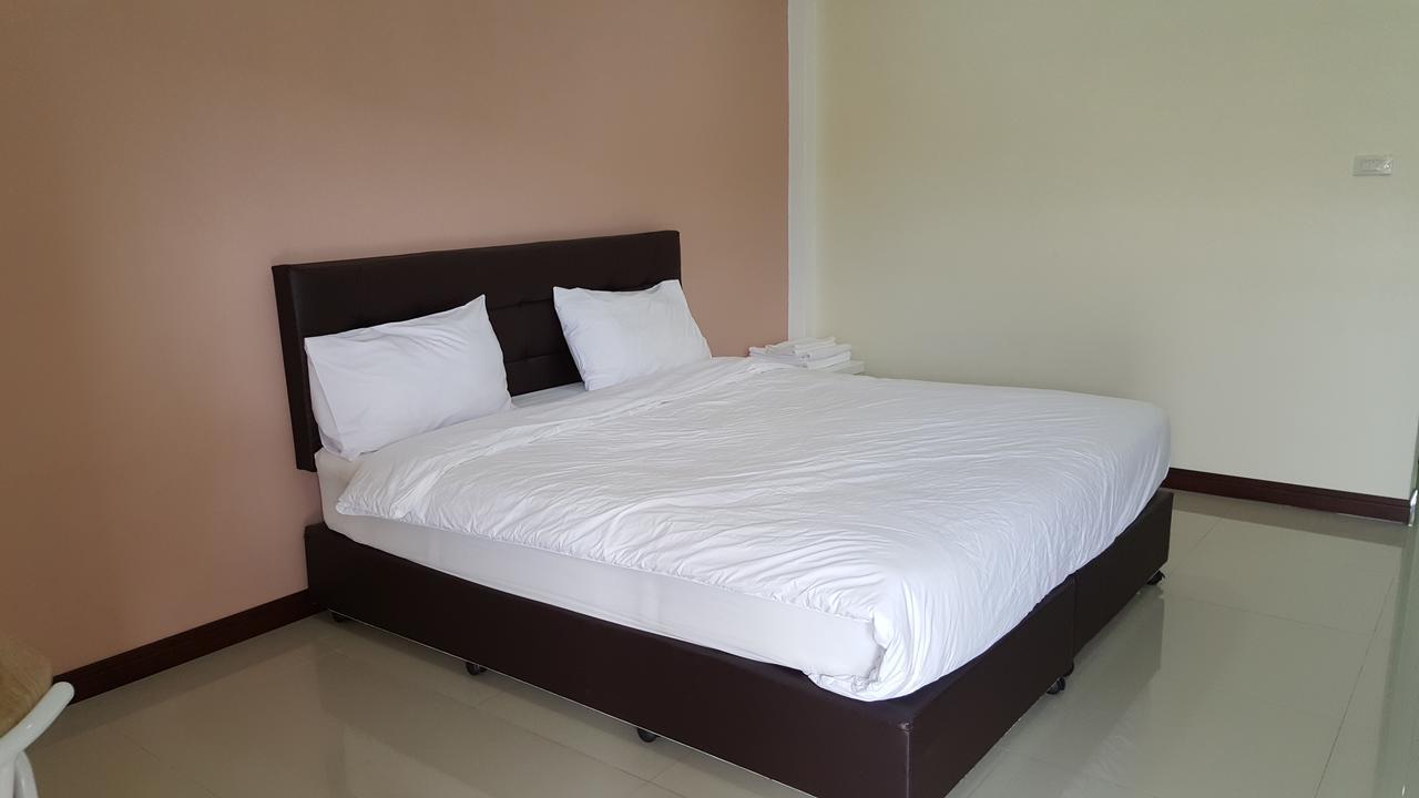 Charoensuk Grand Hotel Kabin Buri Bagian luar foto
