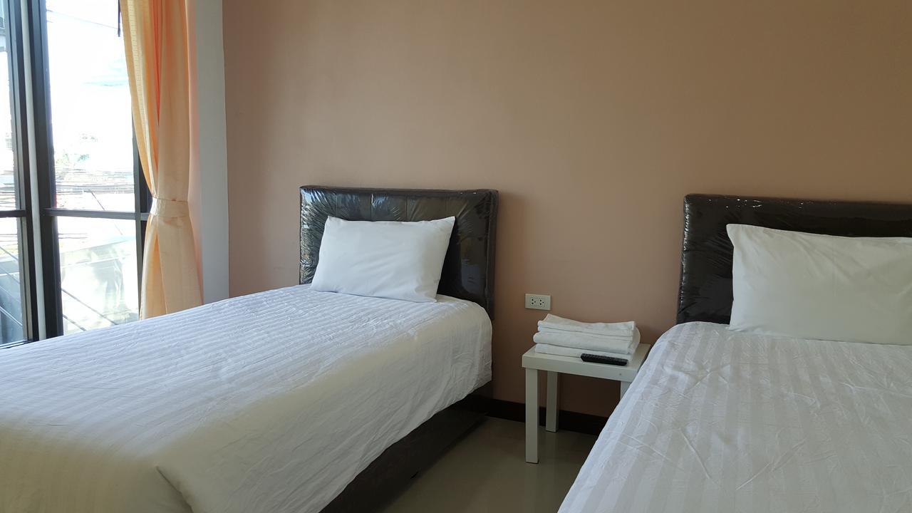 Charoensuk Grand Hotel Kabin Buri Bagian luar foto