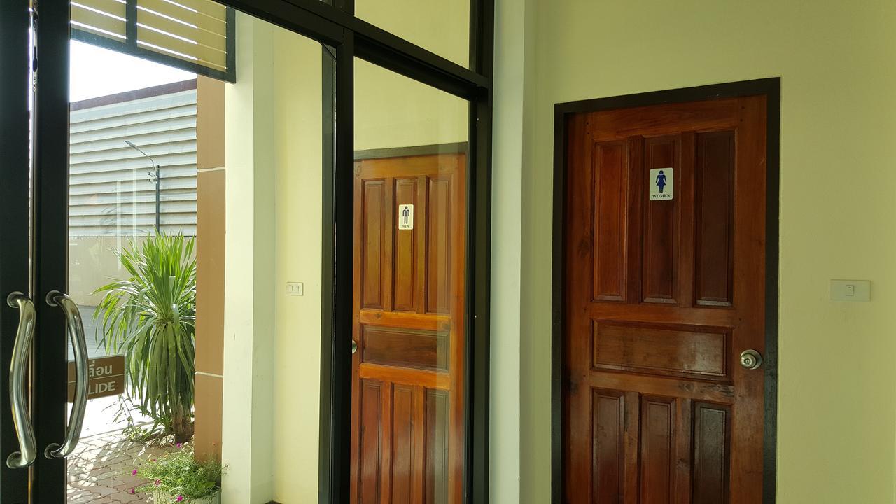 Charoensuk Grand Hotel Kabin Buri Bagian luar foto