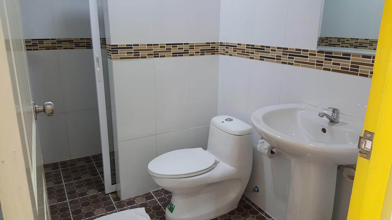 Charoensuk Grand Hotel Kabin Buri Bagian luar foto
